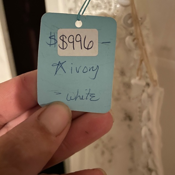 Kiesha Morilee wedding gown by Madeline Gardner. - Picture 6 of 8